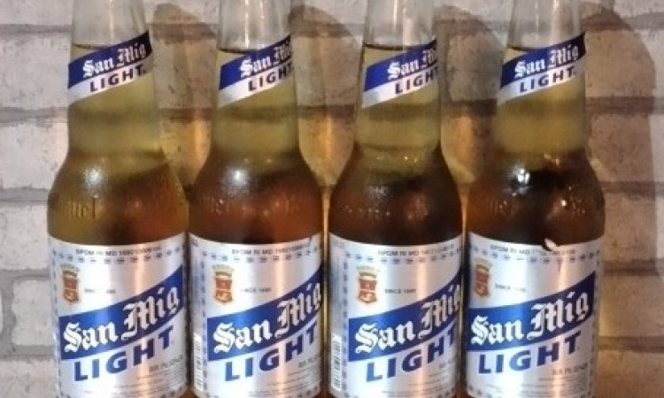 San Mig Light Beer